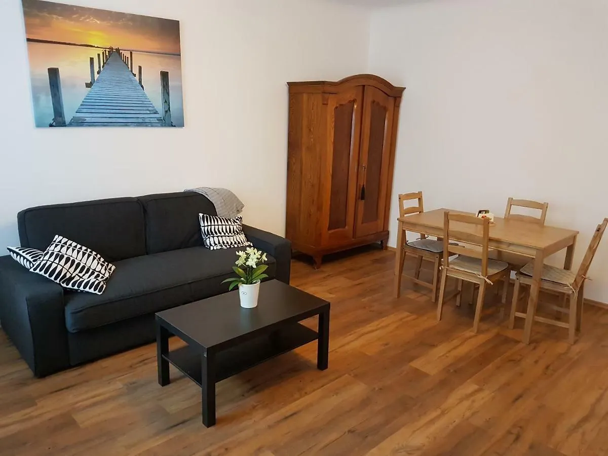 Excellent 2 Bed Apartment 12 Mins From Center Wien 0*,  Österreich